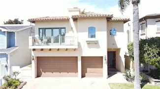 1153 9th St, Hermosa Beach, CA 90254