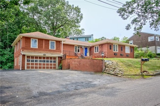 143 Waumsett Ave, Cumberland, RI 02864