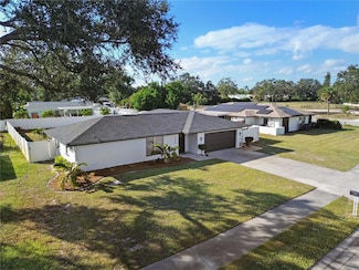 7304 Claries Dr, Sarasota, FL 34243