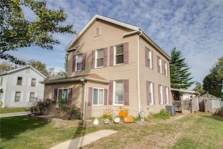 308 Main St, Greenfield, IL 62044