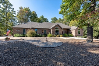 6 Devizis Dr, Bella Vista, AR 72714