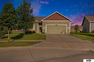 6910 N 141st Cir, Omaha, NE 68142