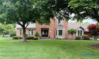 9627 Sheffield Rd, Perrysburg, OH 43551