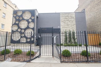 4423 N Ashland Ave Unit 204, Chicago, IL 60640