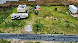 1106 N Tuna Dr N, Crystal Beach, TX 77650