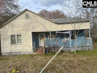 410 W Dargan St, Dillon, SC 29536