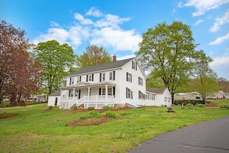 41 Center St, Goffstown, NH 03045