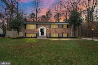 6908 Greenwood Dr, Glenn Dale, MD 20769