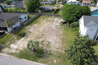 3356 Edgewater Dr, Gulf Breeze, FL 32563