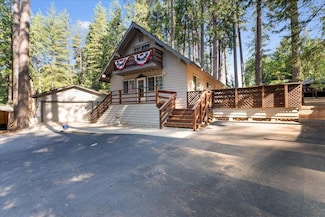 5608 Lupin Ln, Pollock Pines, CA 95726
