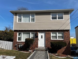 27 Westervelt Ave Unit 2 Floor, Hawthorne, NJ 07506