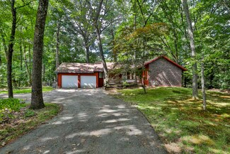 22 Peaslee Rd, Merrimack, NH 03054