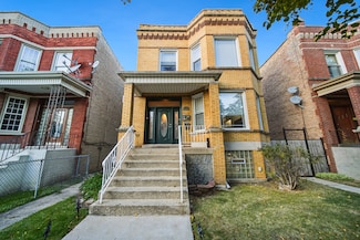 4254 W Wrightwood Ave, Chicago, IL 60639