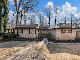 45 Lakepoint Dr, Dawsonville, GA 30534