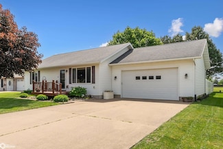 424 E Becky Ln, Mount Pleasant, IA 52641