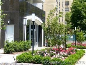 30 Glenbrook Rd Unit 2H, Stamford, CT 06902
