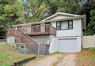 5703 Fox Lake Rd Unit 2, McHenry, IL 60051