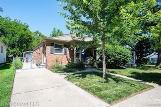 29147 Howard Ave, Madison Heights, MI 48071