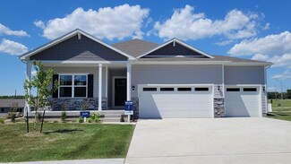 25104 Eagle Vista Dr, Adel, IA 50003