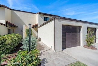 3252 Sea Oats Cir, Melbourne Beach, FL 32951