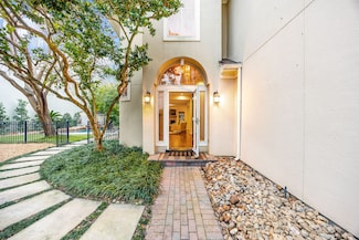 6 Alabama Ct, Houston, TX 77027