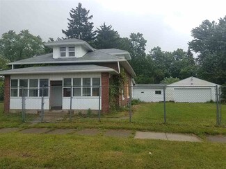 1630 N Meade St, South Bend, IN 46628
