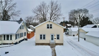 616 Fleming Ave, Eau Claire, WI 54701