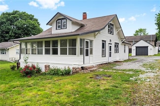 312 2nd St, Kansas City, MO 64163