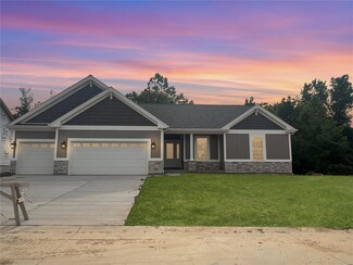 2337 Stone Bridge Ct Unit 11 STB, Washington, MO 63090