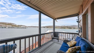 99 Rock Dove Ln Unit 2B, Camdenton, MO 65020