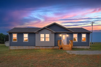 2227 Hendricks Store Rd, Moneta, VA 24121