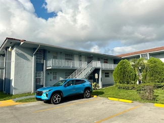 4050 NW 135th St Unit 1511, Opa Locka, FL 33054