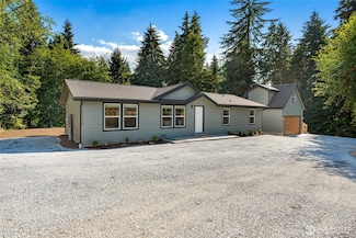 11426 Chain Lake Rd, Snohomish, WA 98290