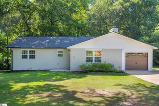 210 Paris View Dr, Travelers Rest, SC 29690
