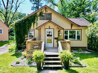 413 W Beech Ave, Fergus Falls, MN 56537
