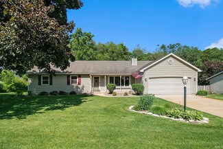12099 Timberline Trace S, Granger, IN 46530