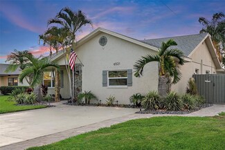 6521 69th Ave N, Pinellas Park, FL 33781