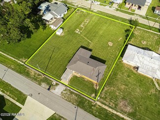 111 S Short St, Delcambre, LA 70528