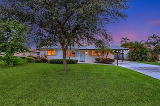 2346 N Wallen Dr, West Palm Beach, FL 33410