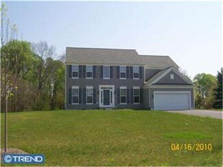 202 Sullivan Dr, Mickleton, NJ 08056