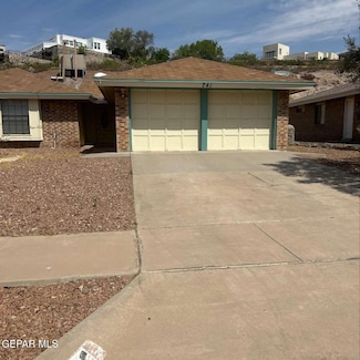 741 Villa Vanessa Dr, El Paso, TX 79912