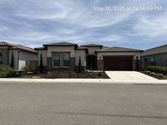 1765 N Whitmore Ave, Clovis, CA 93619
