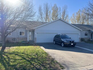 2458 Downing Ave, Shakopee, MN 55379