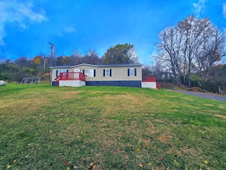 472 Carline Ave, Tazewell, VA 24651