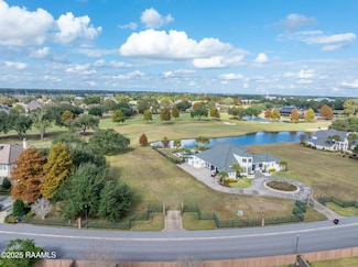 406 Le Triomphe Pkwy, Broussard, LA 70518