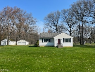 36200 Westwood Dr, North Ridgeville, OH 44039