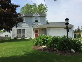 3499 Plymouth Ln, Island Lake, IL 60042