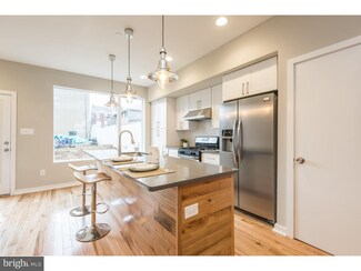 714 N 7th St, Philadelphia, PA 19123