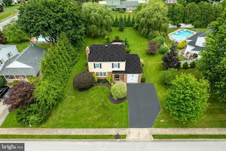 1909 Davis Dr, Norristown, PA 19403