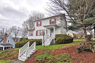 11 Walnut Hill Dr, Worcester, MA 01602